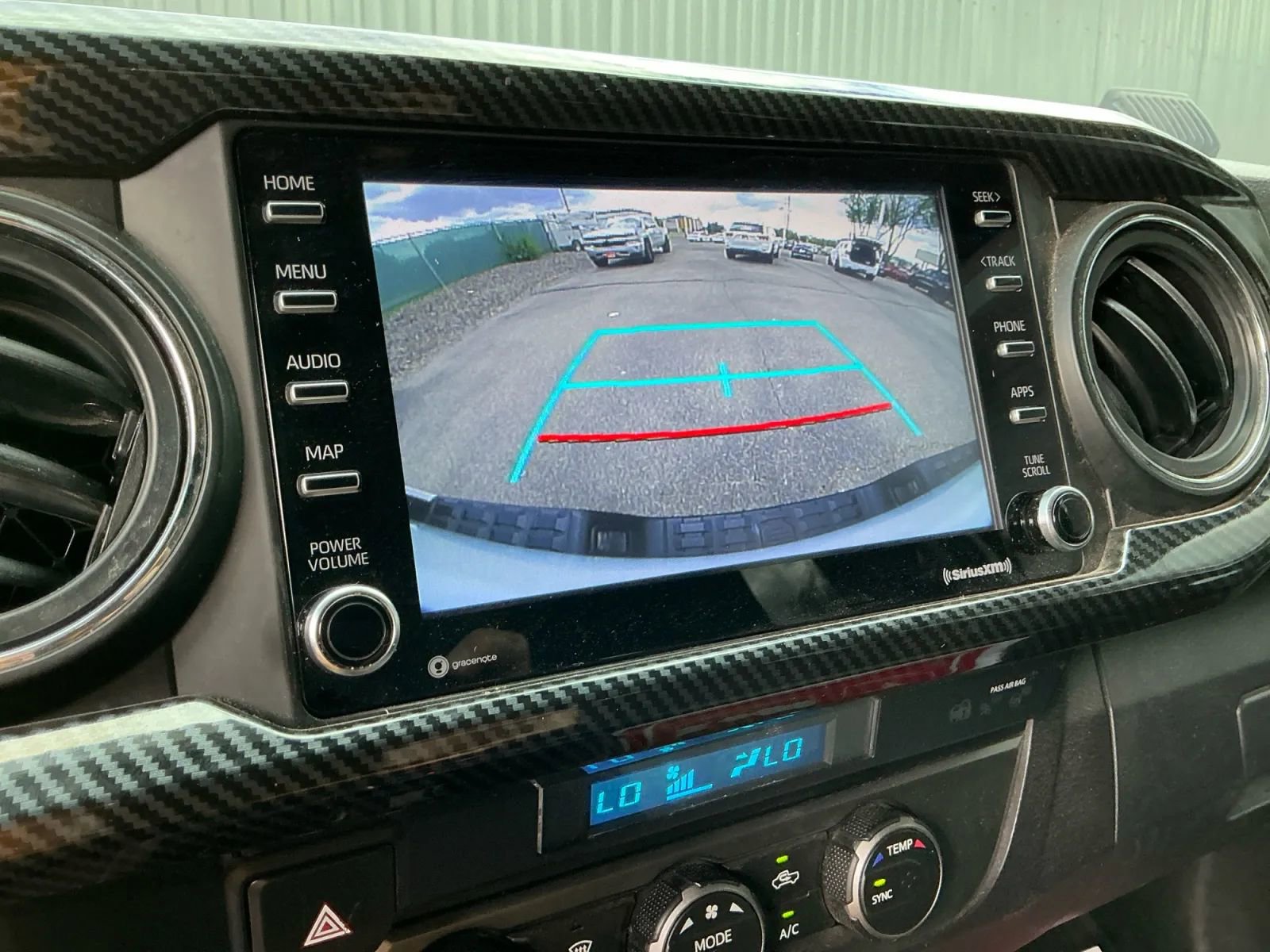 Used 2022 Toyota Tacoma TRD Off-Road image 31