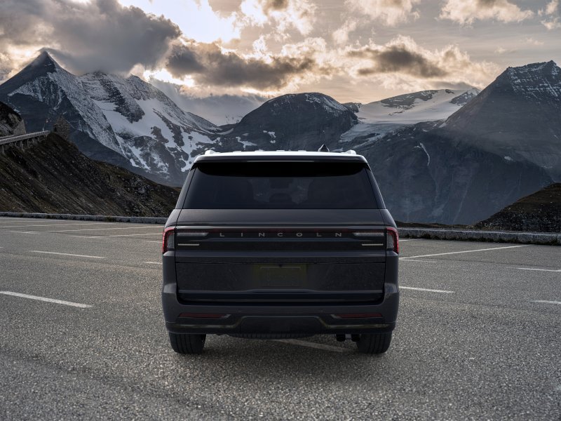 New 2026 Lincoln Navigator Black Label AWD/4WD image 5
