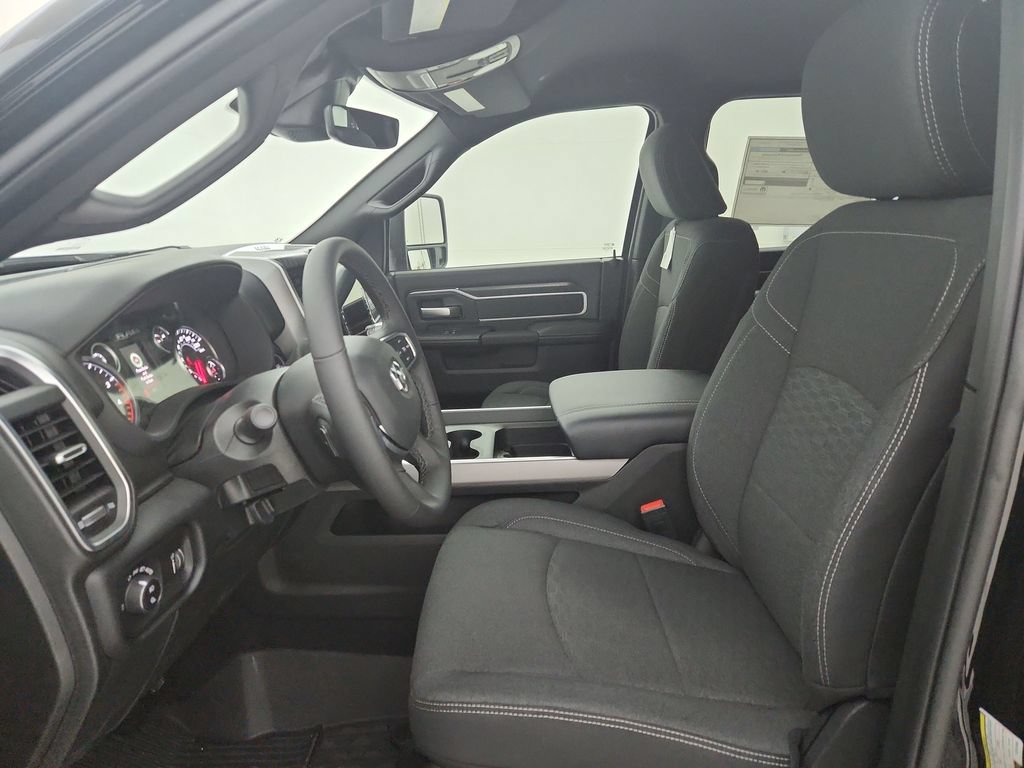 New 2026 RAM 2500 Big Horn AWD/4WD image 10