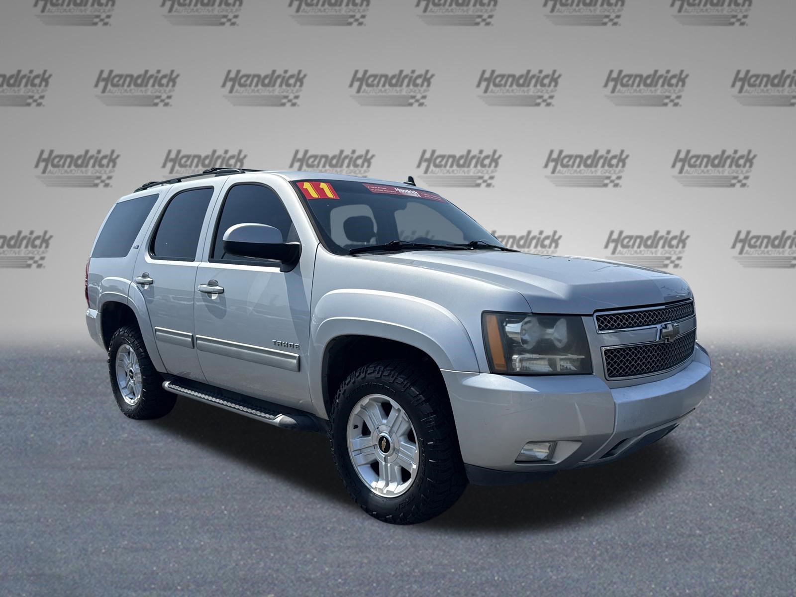 Used 2011 Chevrolet Tahoe LT w/ Luxury Package AWD/4WD image 2
