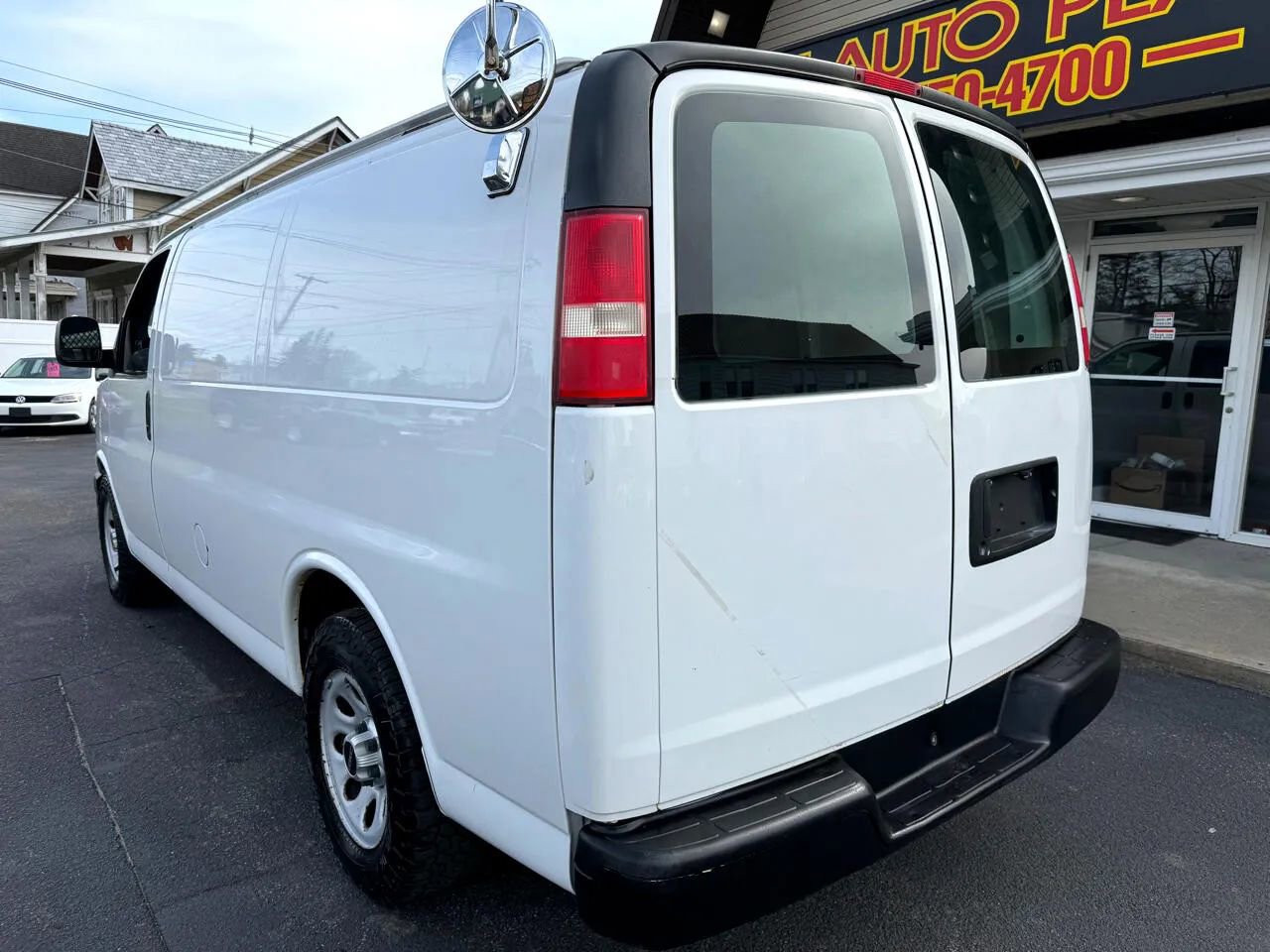 Used 2013 GMC Savana 1500 AWD image 5