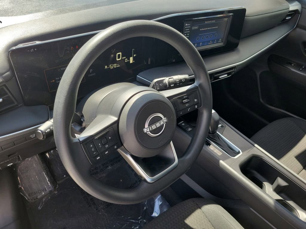 Certified 2025 Nissan Kicks S image 26