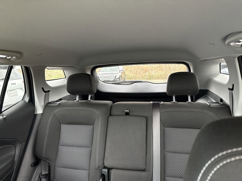 Certified 2024 GMC Terrain SLE w/ Driver Convenience Package image 11