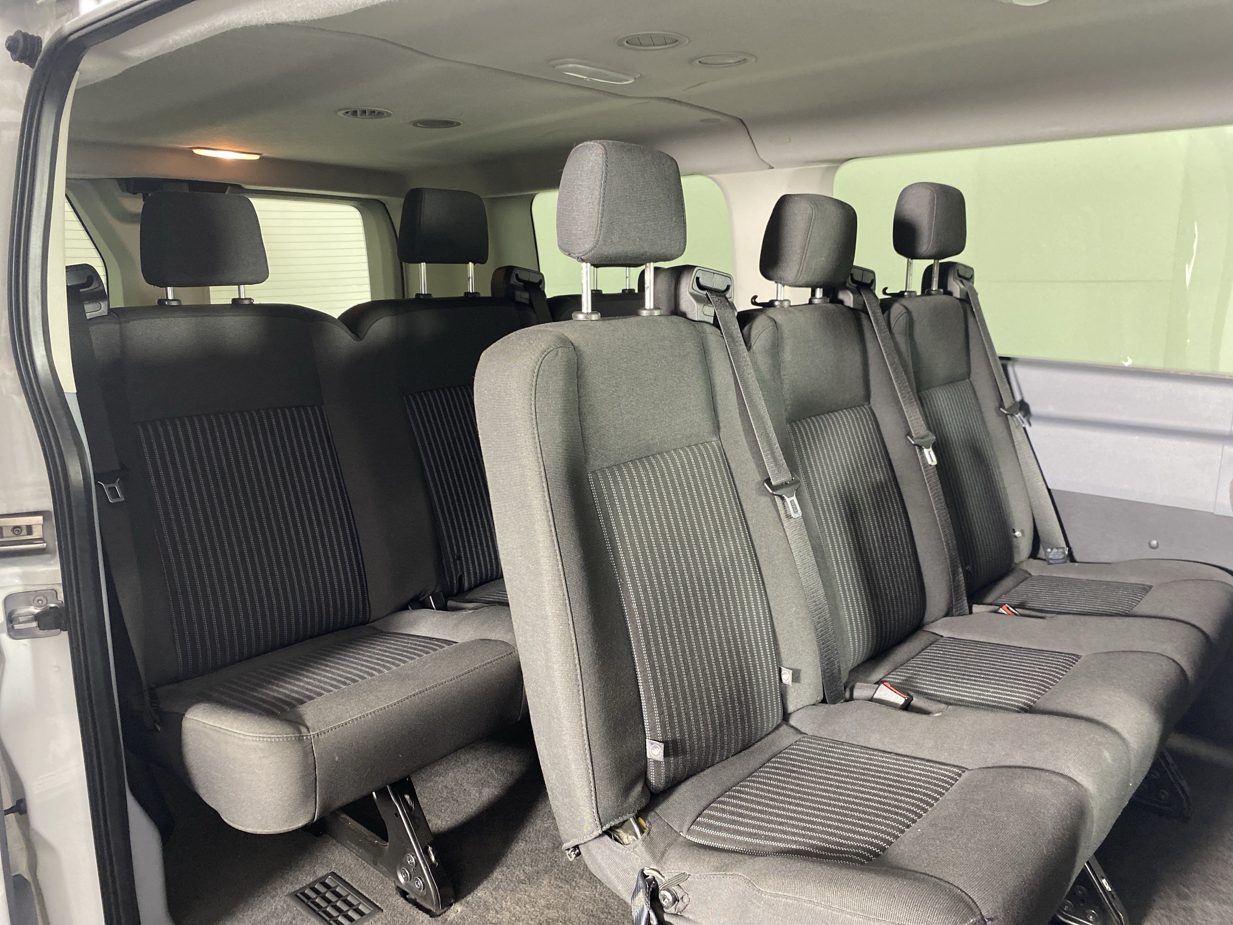 Used 2018 Ford Transit 150 XL RWD image 27