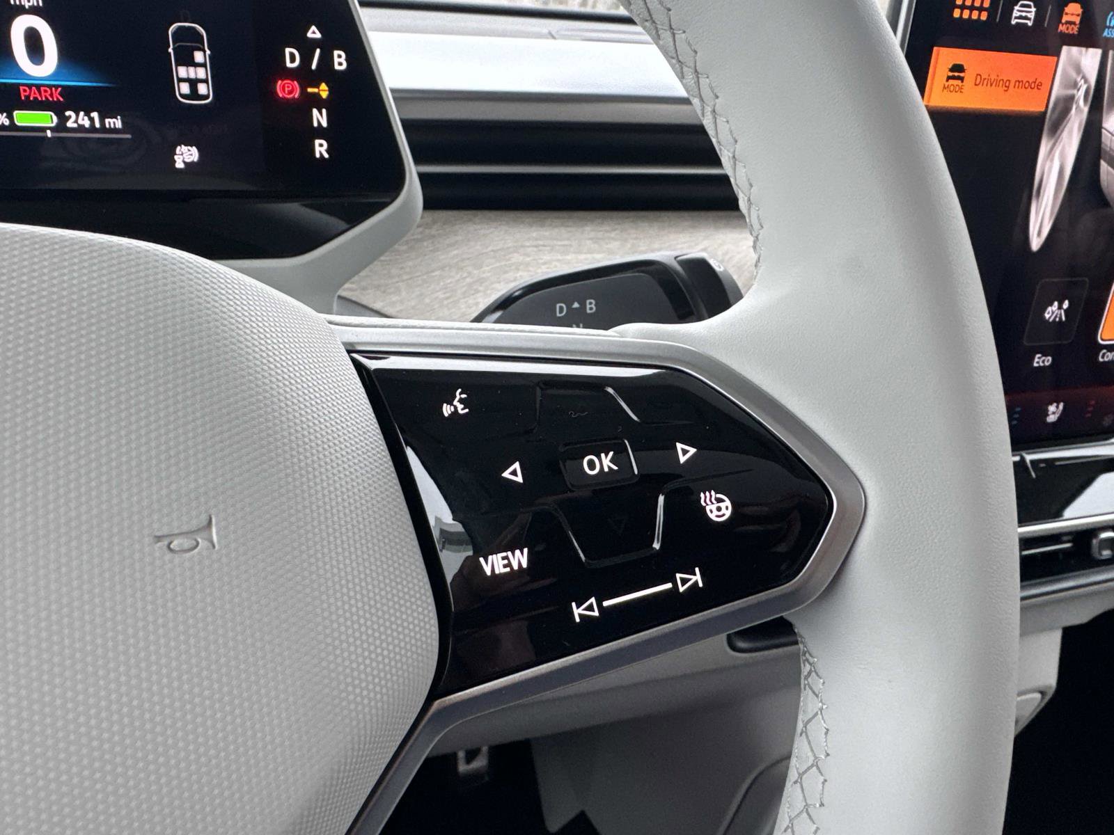 New 2025 Volkswagen ID. Buzz Pro S Plus image 17