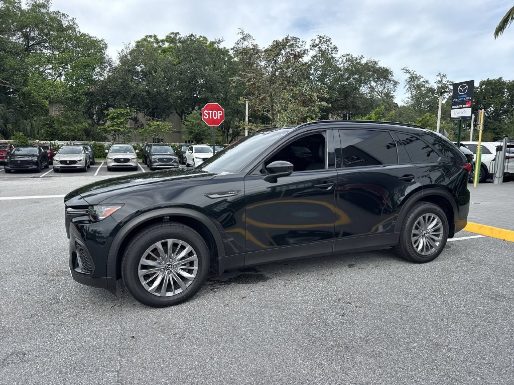 Certified 2025 MAZDA CX-70 Plug-In Hybrid w/ Premium Plus AWD/4WD image 10