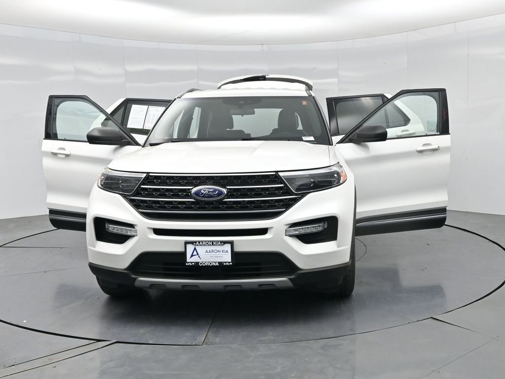 Used 2020 Ford Explorer XLT w/ Equipment Group 202A RWD image 32