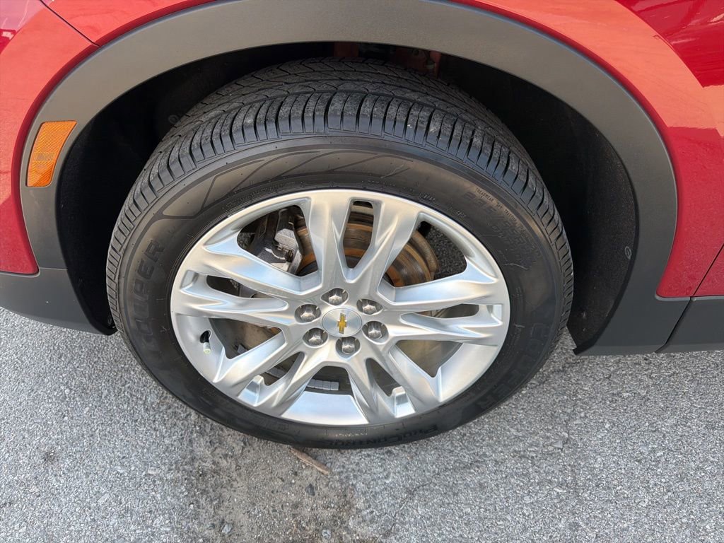 Used 2019 Chevrolet Blazer LT w/ Sun and Wheels Package image 9