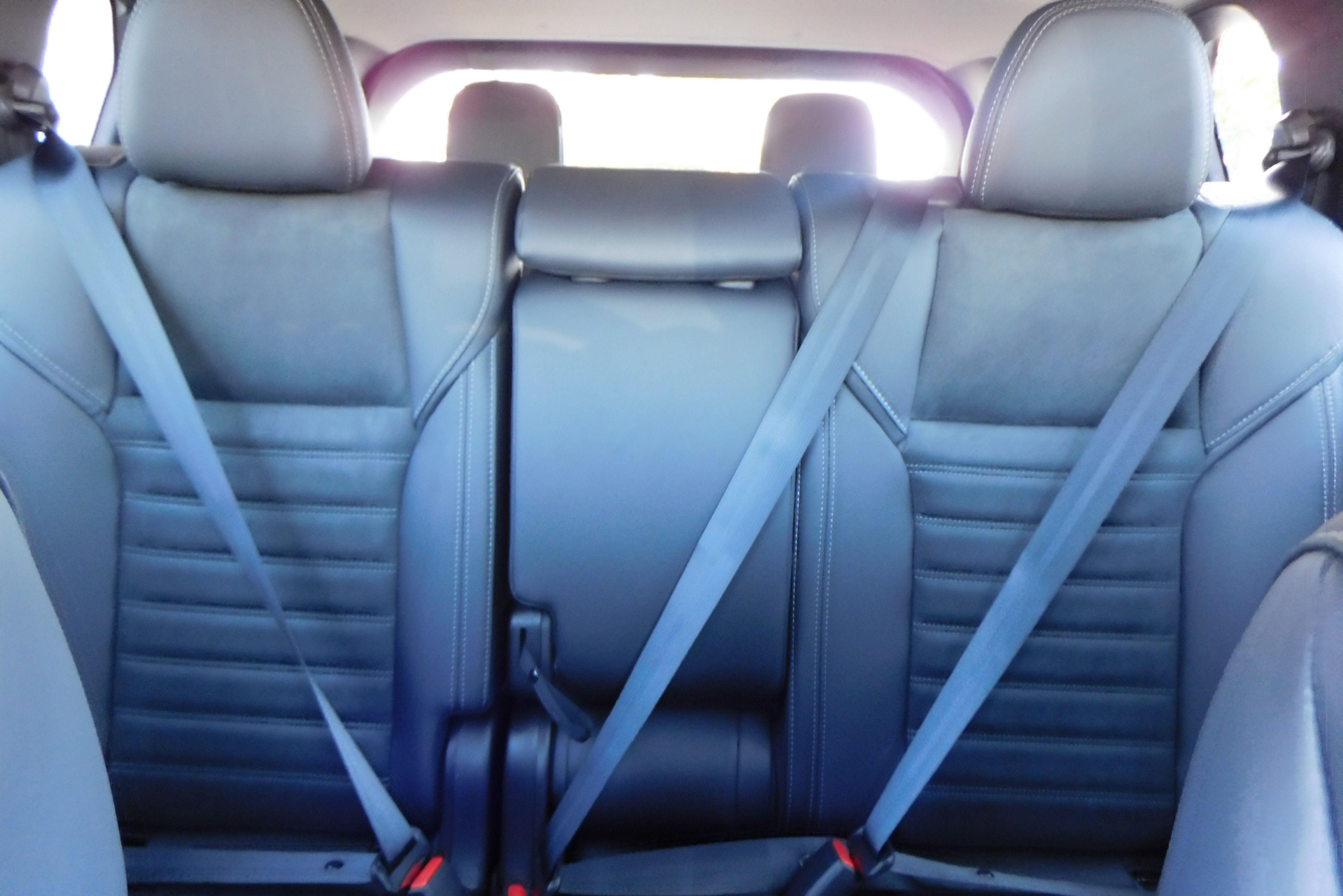 Used 2025 Mitsubishi Outlander SE image 29