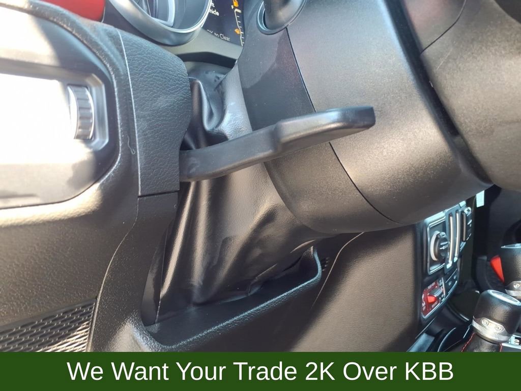 Used 2023 Jeep Wrangler Rubicon AWD/4WD image 30
