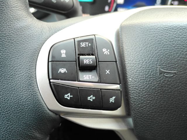Used 2023 Ford Explorer XLT w/ Equipment Group 202A RWD image 37
