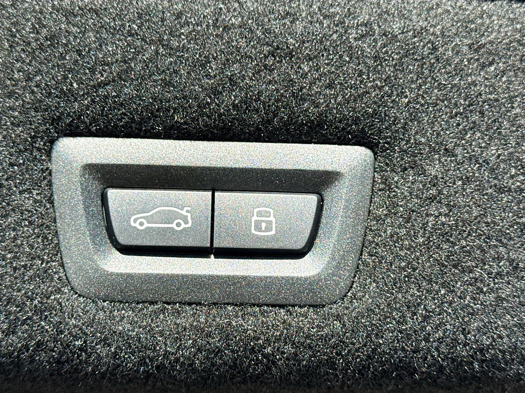 Used 2026 BMW 740i image 13