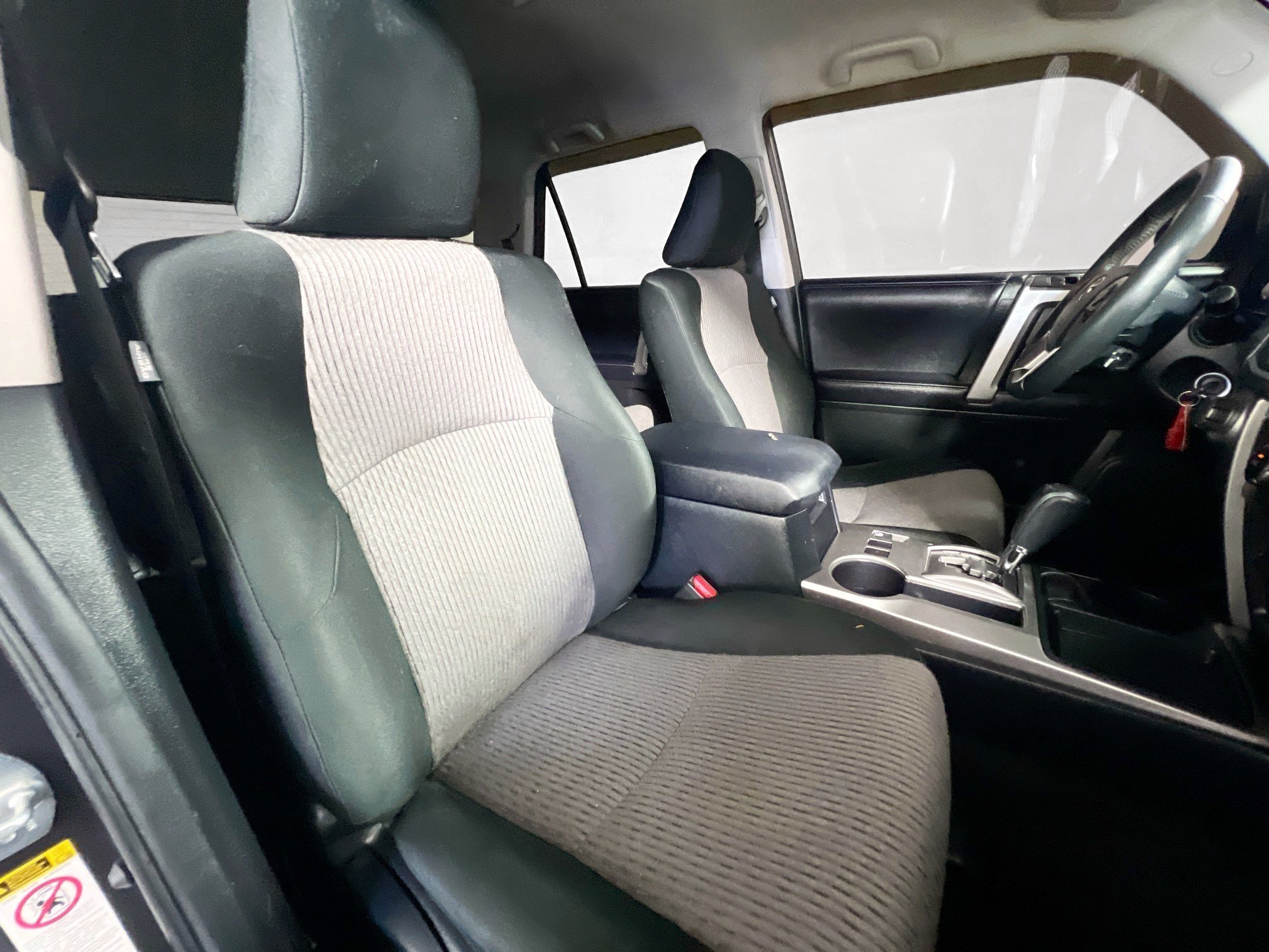 Used 2019 Toyota 4Runner SR5 RWD image 28