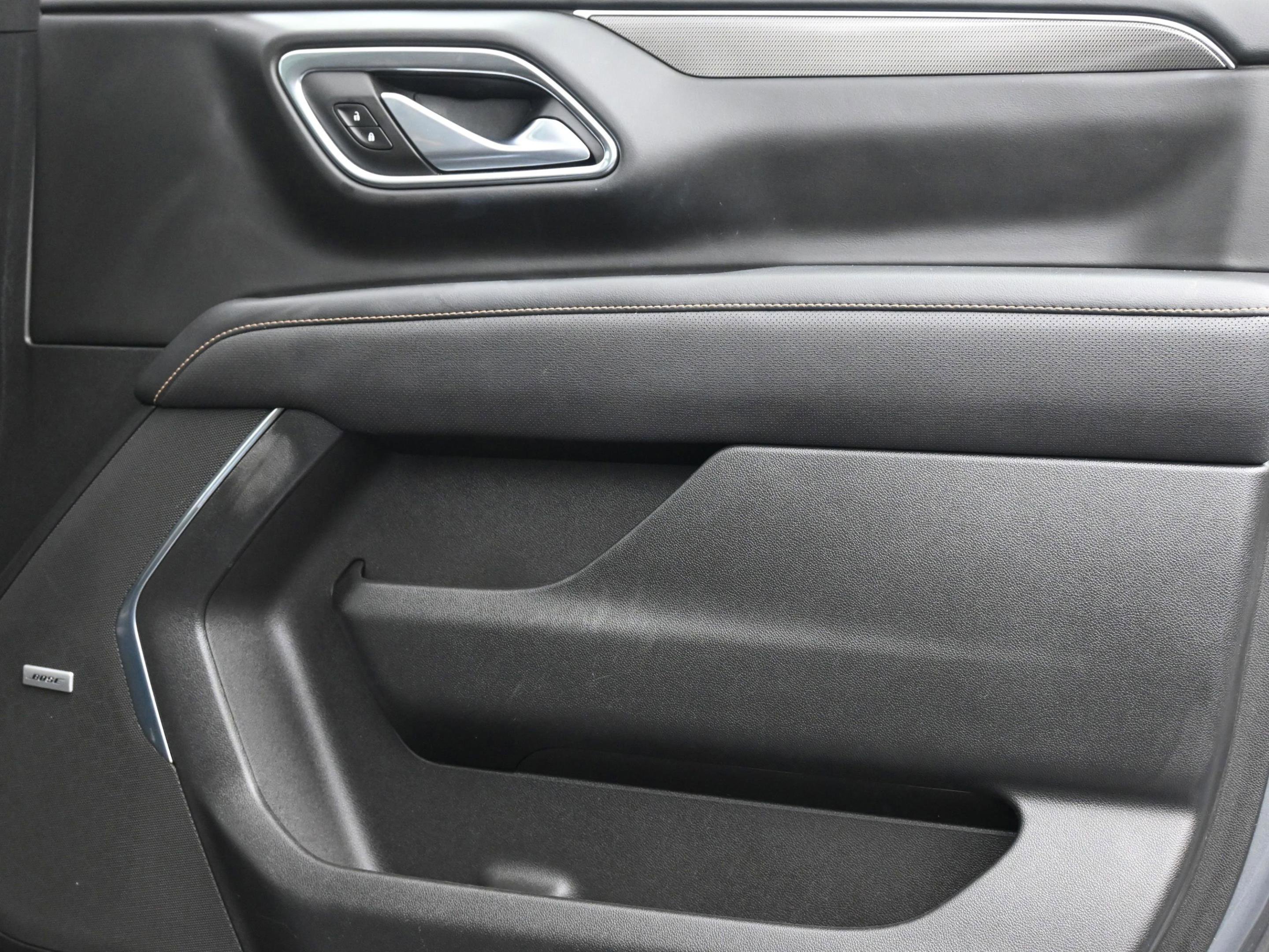 Used 2022 GMC Yukon XL AT4 image 39