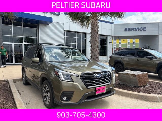 Used 2024 Subaru Forester Premium image 1