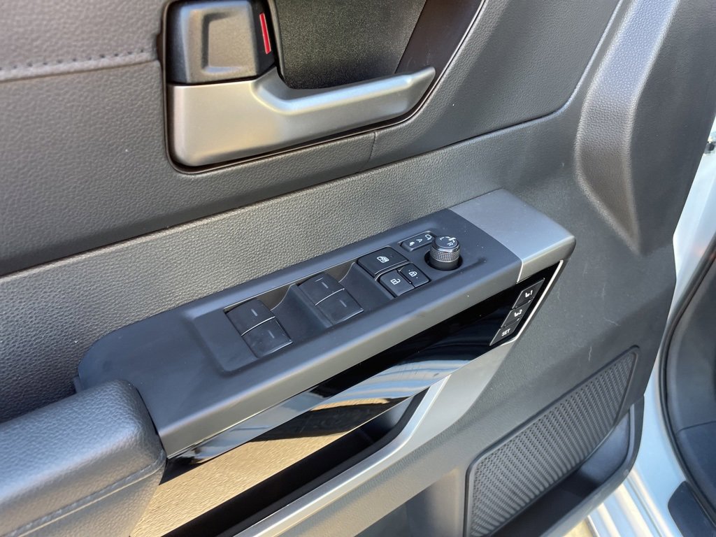 Used 2025 Toyota Tundra Limited image 22