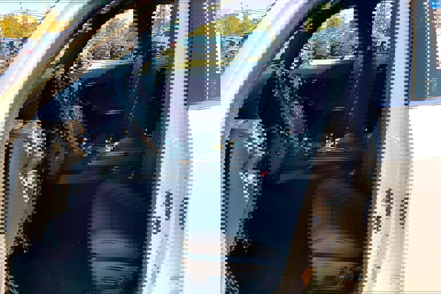 Used 2022 Lexus IS 350 F Sport image 6