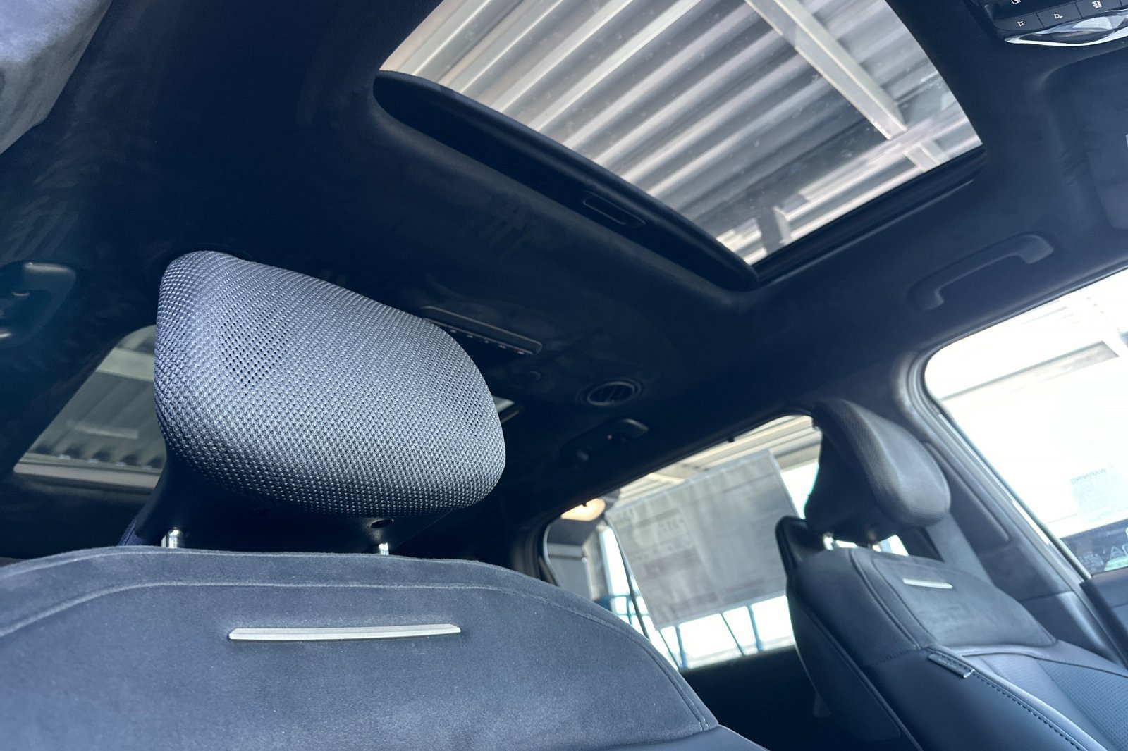 New 2027 Kia Telluride SX Prestige AWD/4WD image 17