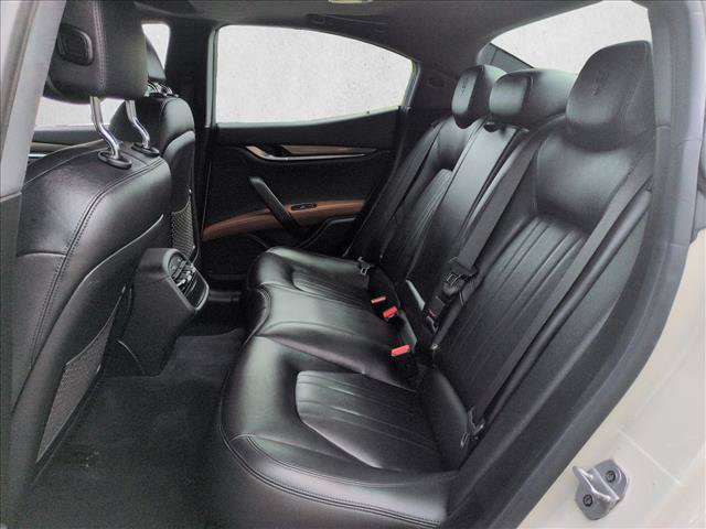 Used 2020 Maserati Ghibli S RWD image 21