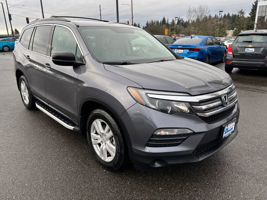 Used 2016 Honda Pilot LX image 3