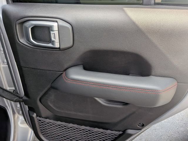 Used 2019 Jeep Wrangler Unlimited Rubicon image 32