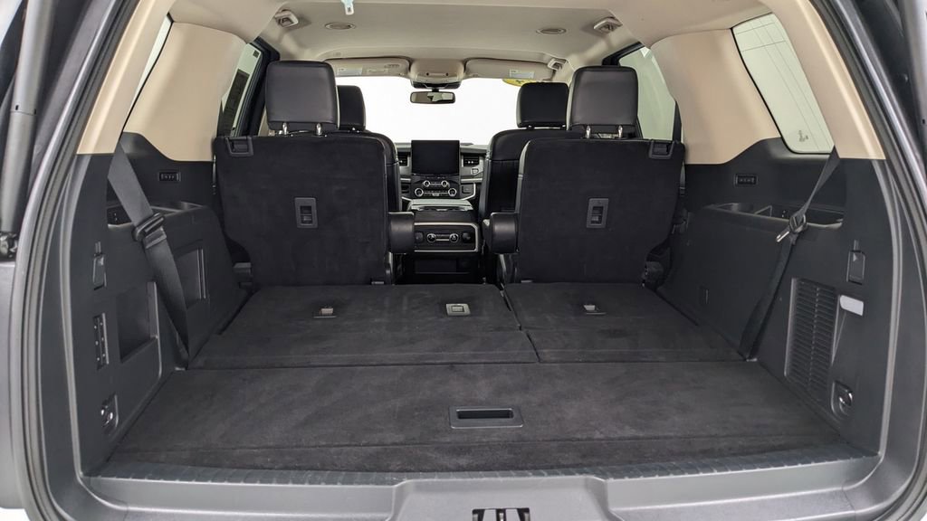 Certified 2024 Ford Expedition XLT AWD/4WD image 7