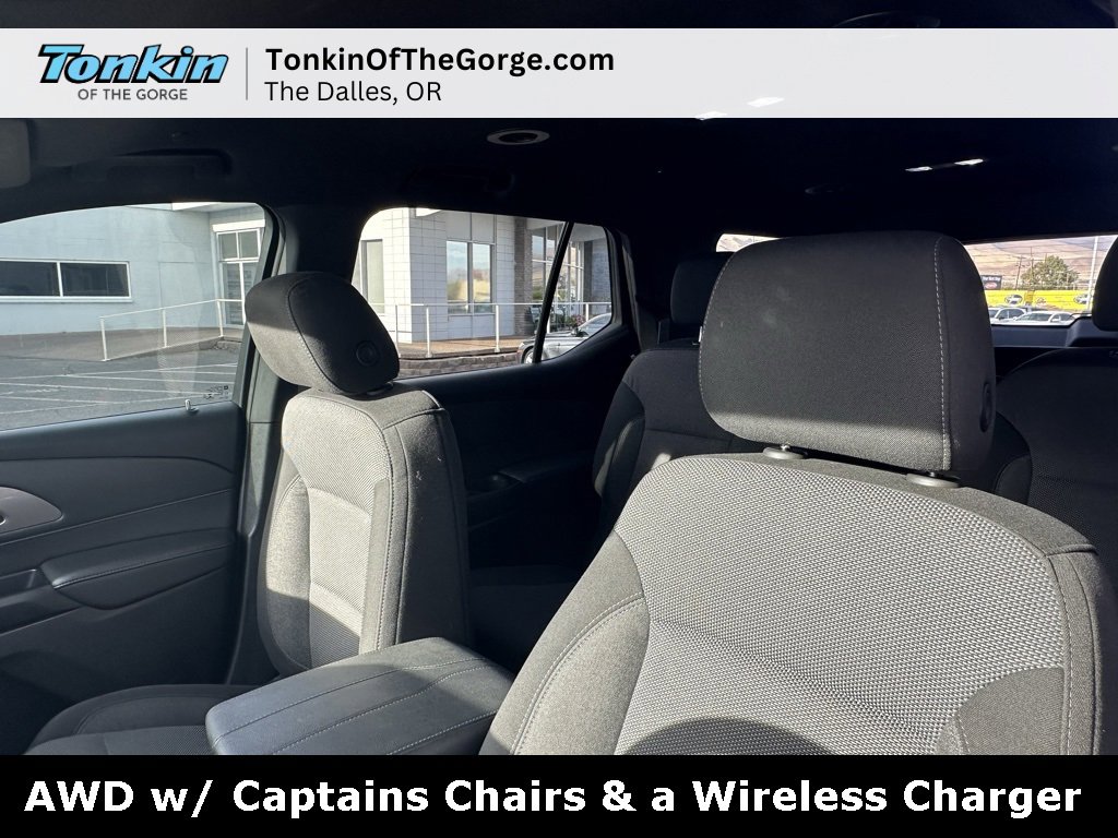 Used 2023 Chevrolet Traverse LT image 15