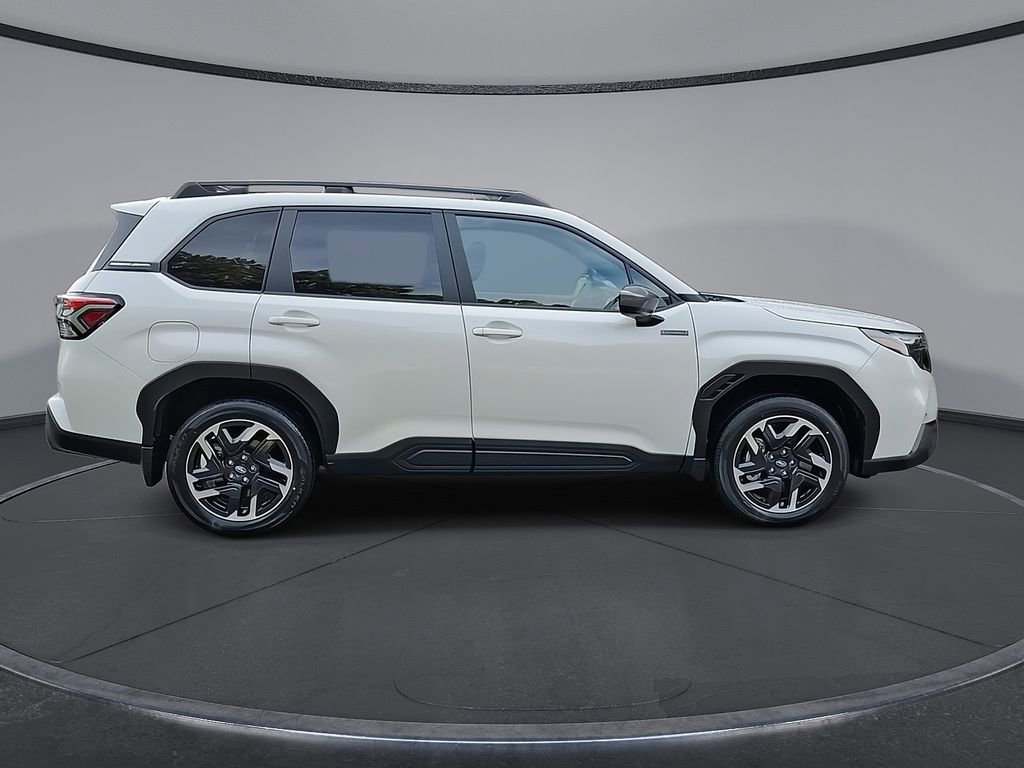 New 2026 Subaru Forester Touring AWD/4WD image 5