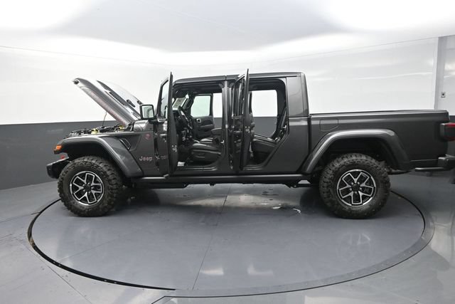 New 2026 Jeep Gladiator Sport AWD/4WD image 33