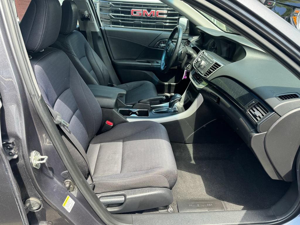 Used 2013 Honda Accord Sport image 29