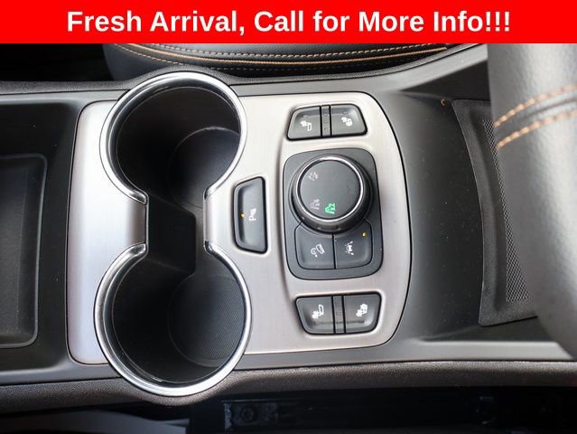 Certified 2022 GMC Terrain AT4 w/ Infotainment Package II AWD/4WD image 29