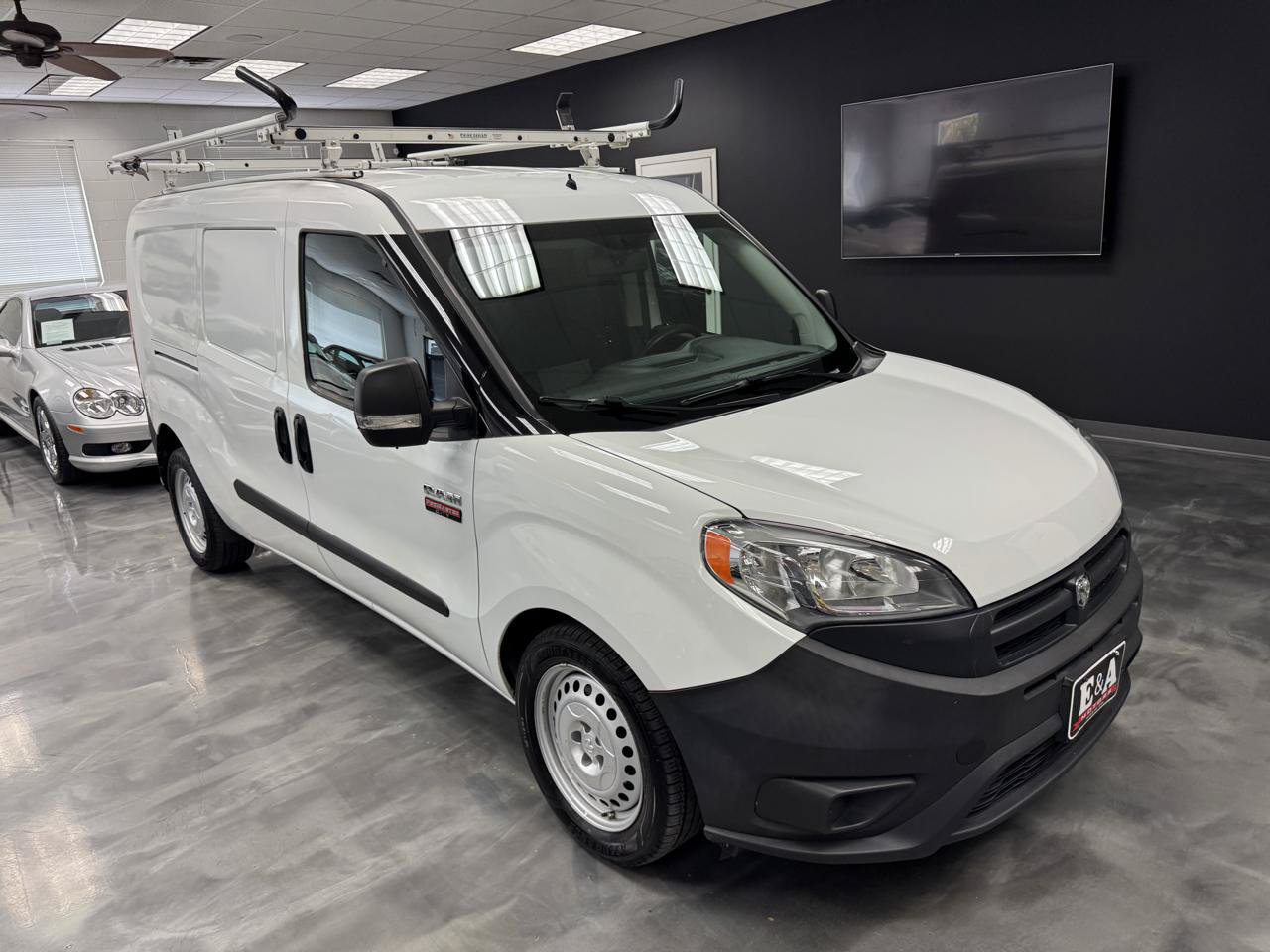 Used 2018 RAM ProMaster City Tradesman FWD image 3