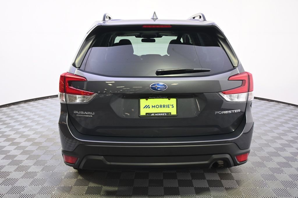 Used 2022 Subaru Forester Premium AWD/4WD image 5