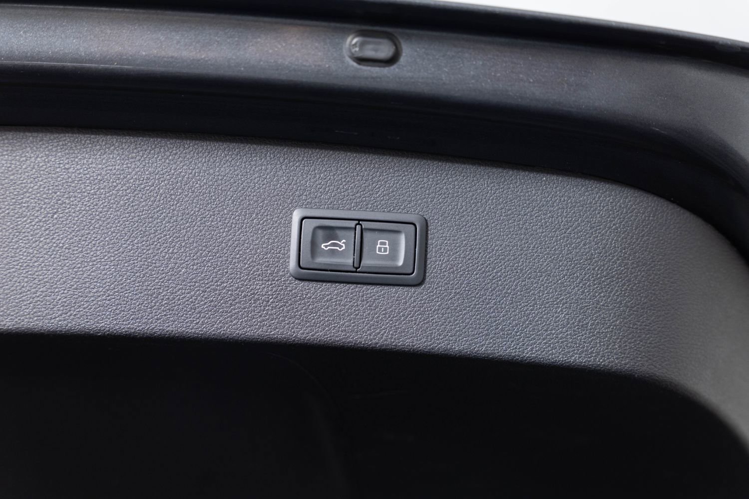 Used 2017 Audi S7 Premium Plus w/ Driver Assistance Package image 22