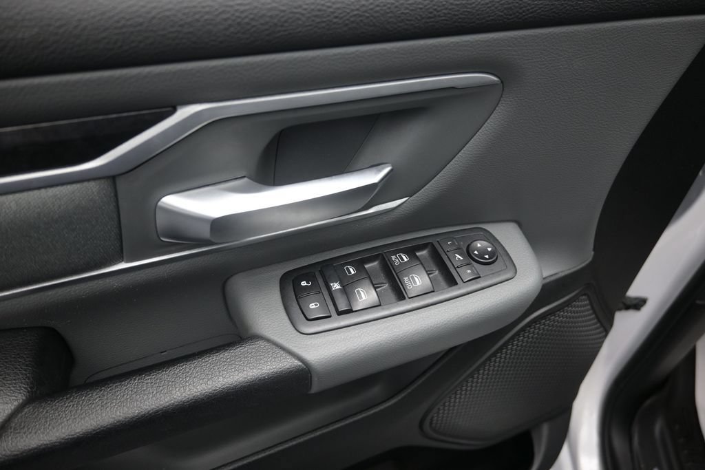 Used 2020 RAM 1500 Big Horn RWD image 10