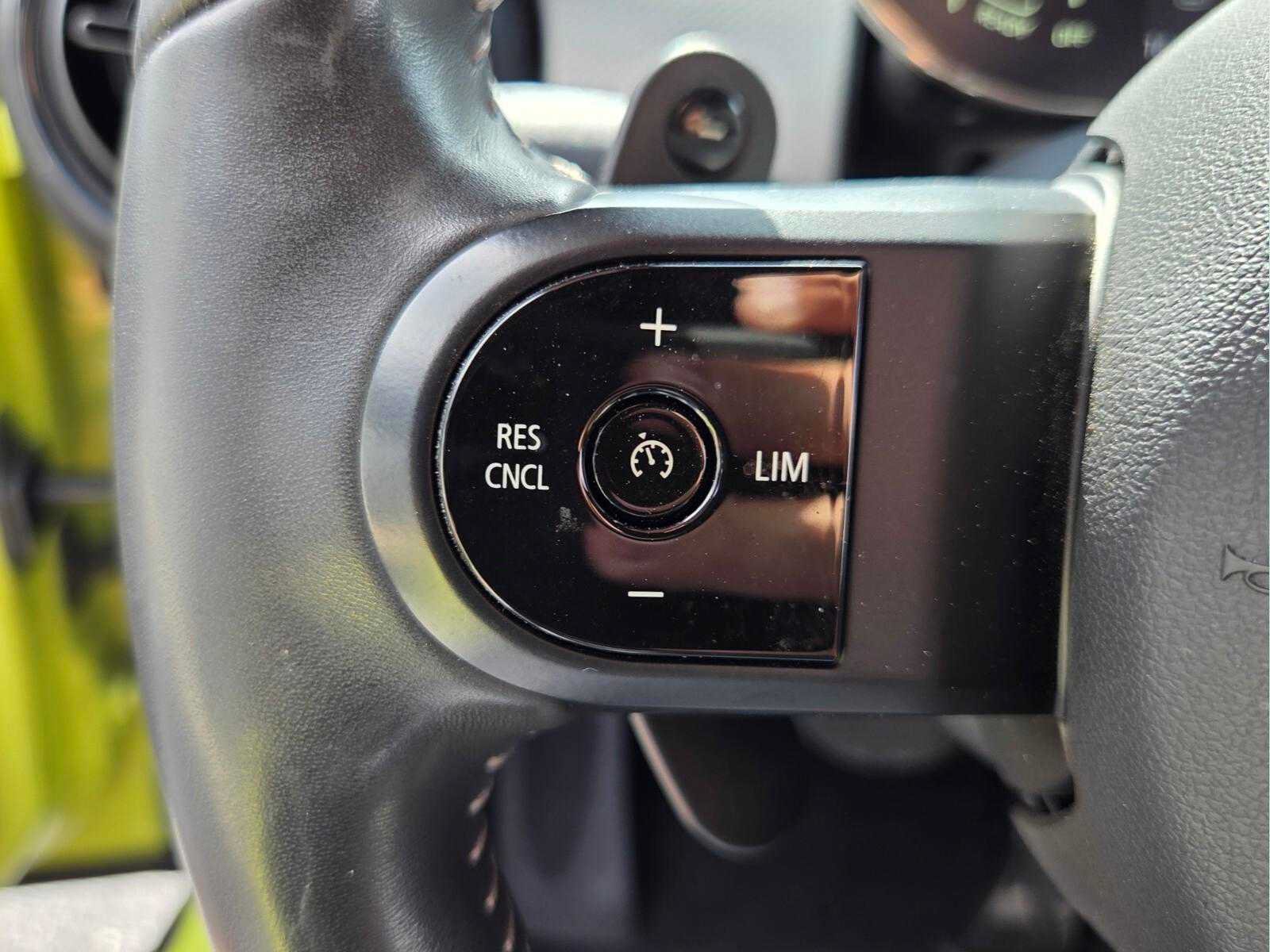 Used 2023 MINI Cooper S FWD image 28
