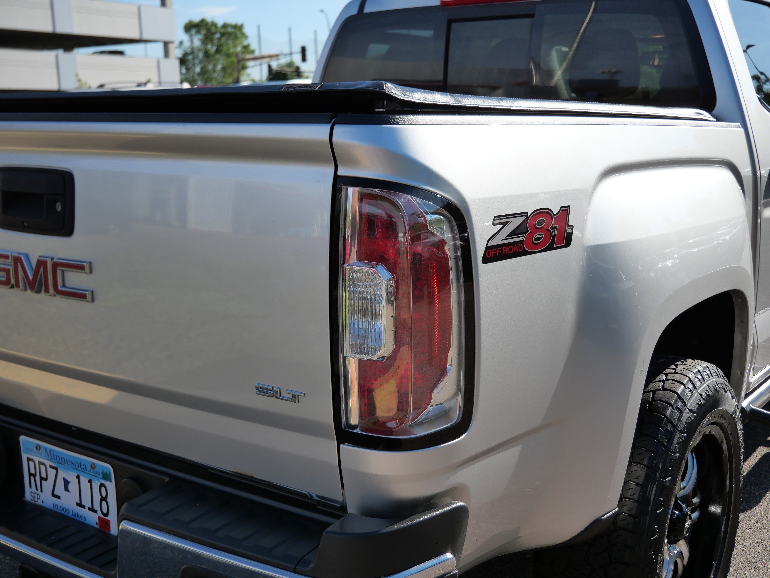 Used 2016 GMC Canyon SLT AWD/4WD image 17