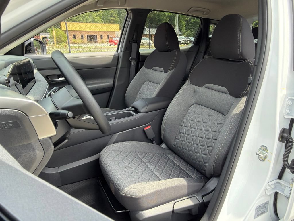 New 2026 Nissan Kicks SV w/ Interior Electronics Package FWD image 15