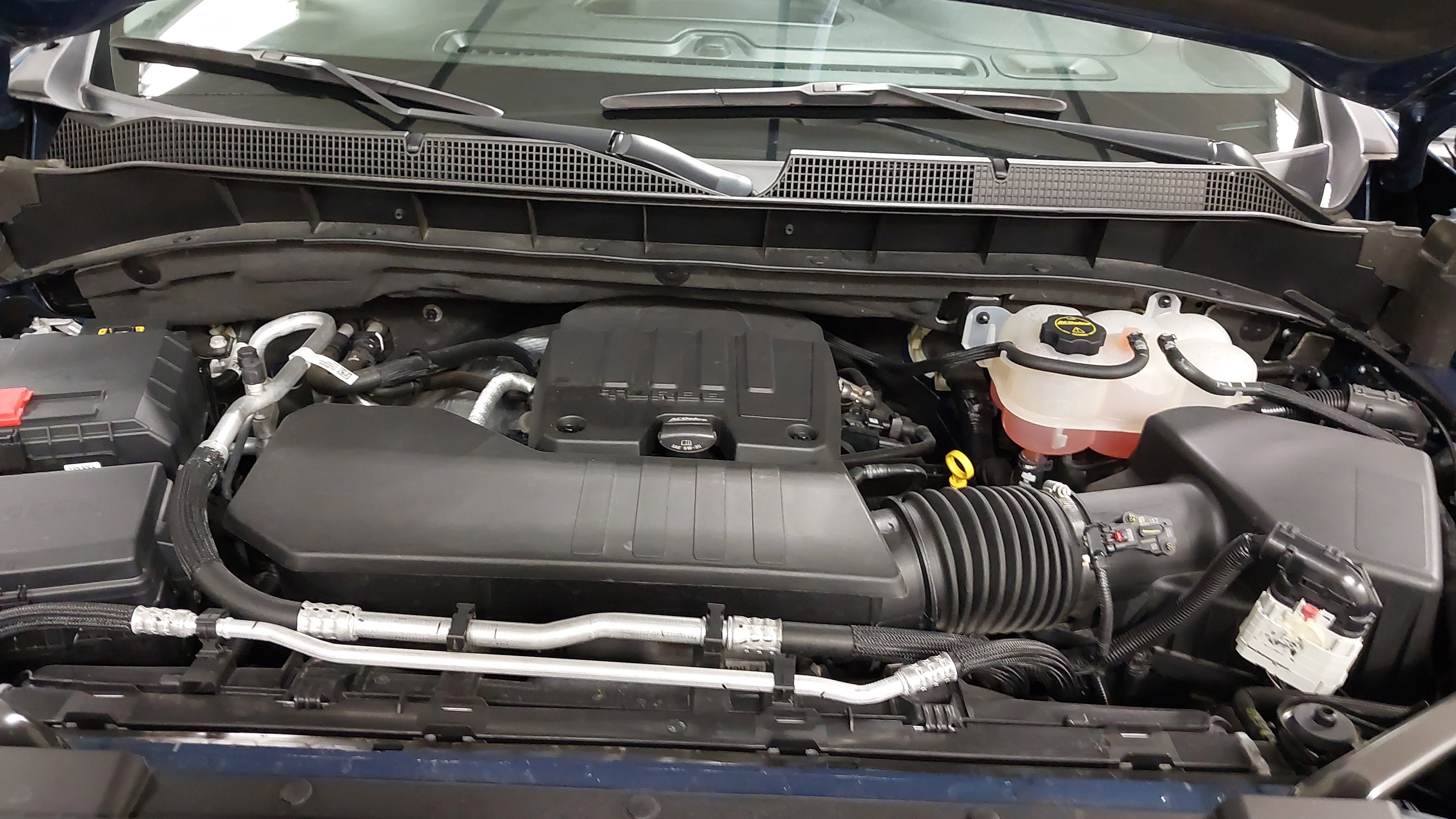 Used 2024 Chevrolet Silverado 1500 Custom AWD/4WD image 30