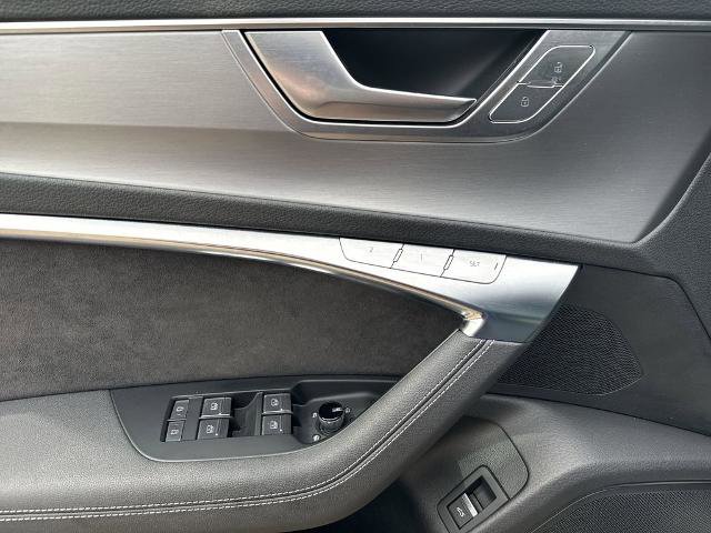 Used 2020 Audi S6 Premium Plus AWD/4WD image 13