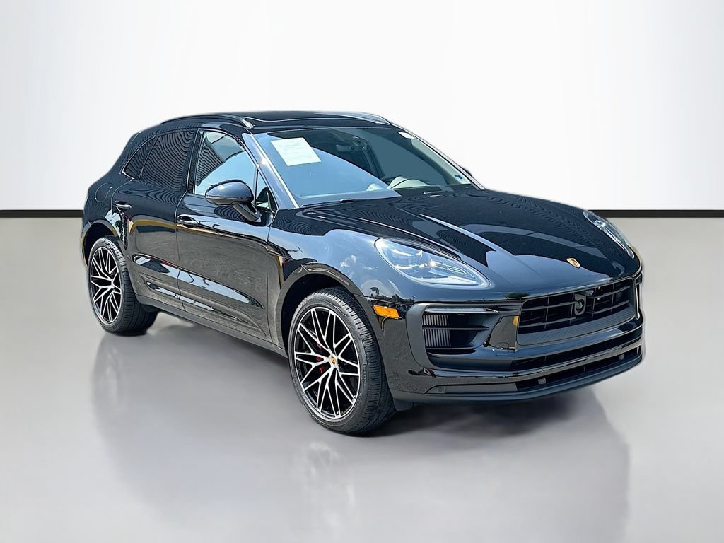 Certified 2025 Porsche Macan S AWD/4WD image 7