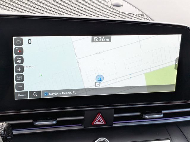 Used 2024 Hyundai Elantra SEL FWD image 26