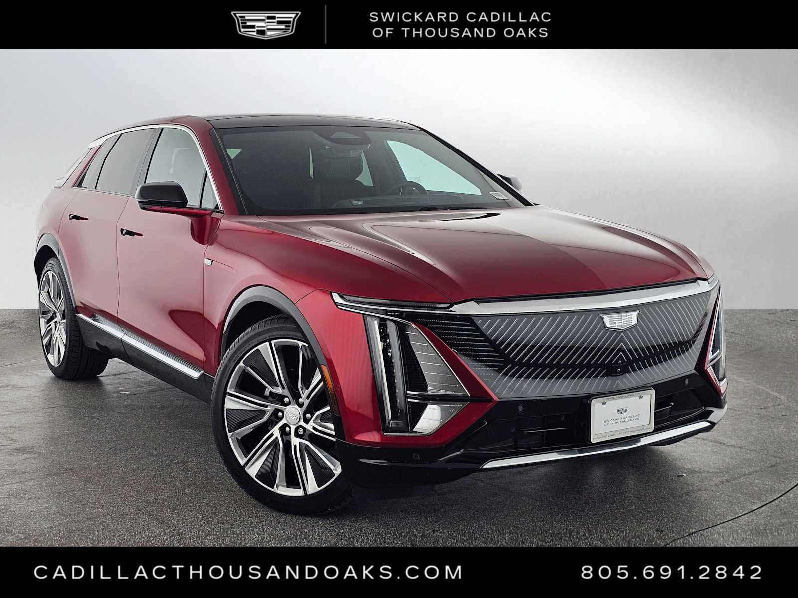 Used 2025 Cadillac Lyriq Luxury image 1