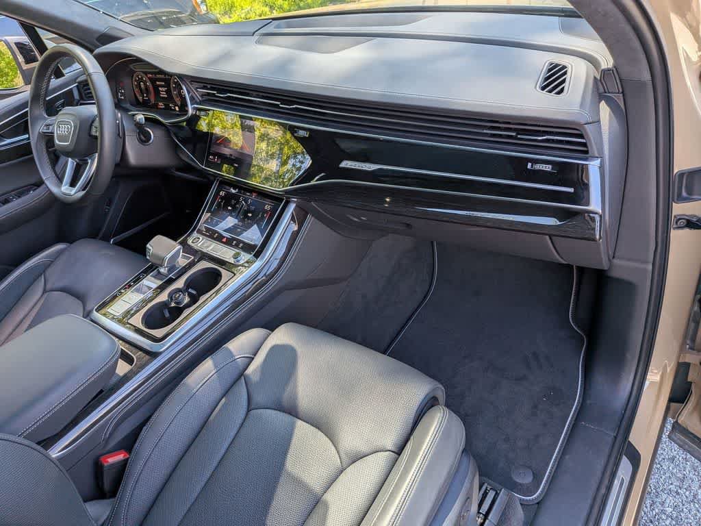 Certified 2025 Audi Q7 3.0T Prestige AWD/4WD image 24