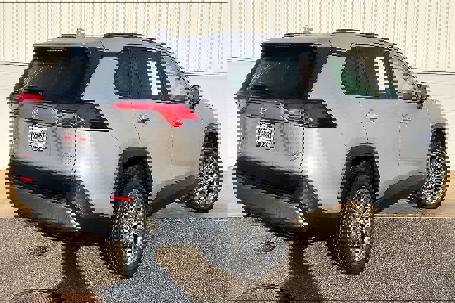 Used 2025 Toyota RAV4 Limited image 17