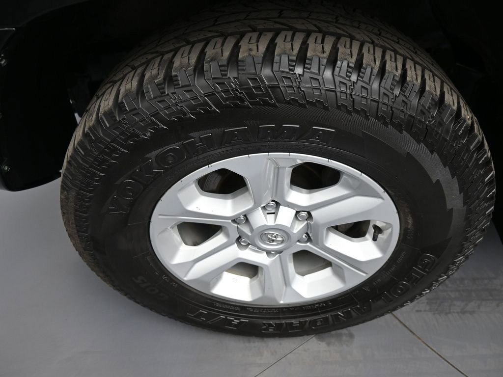 Certified 2022 Toyota 4Runner SR5 Premium image 14