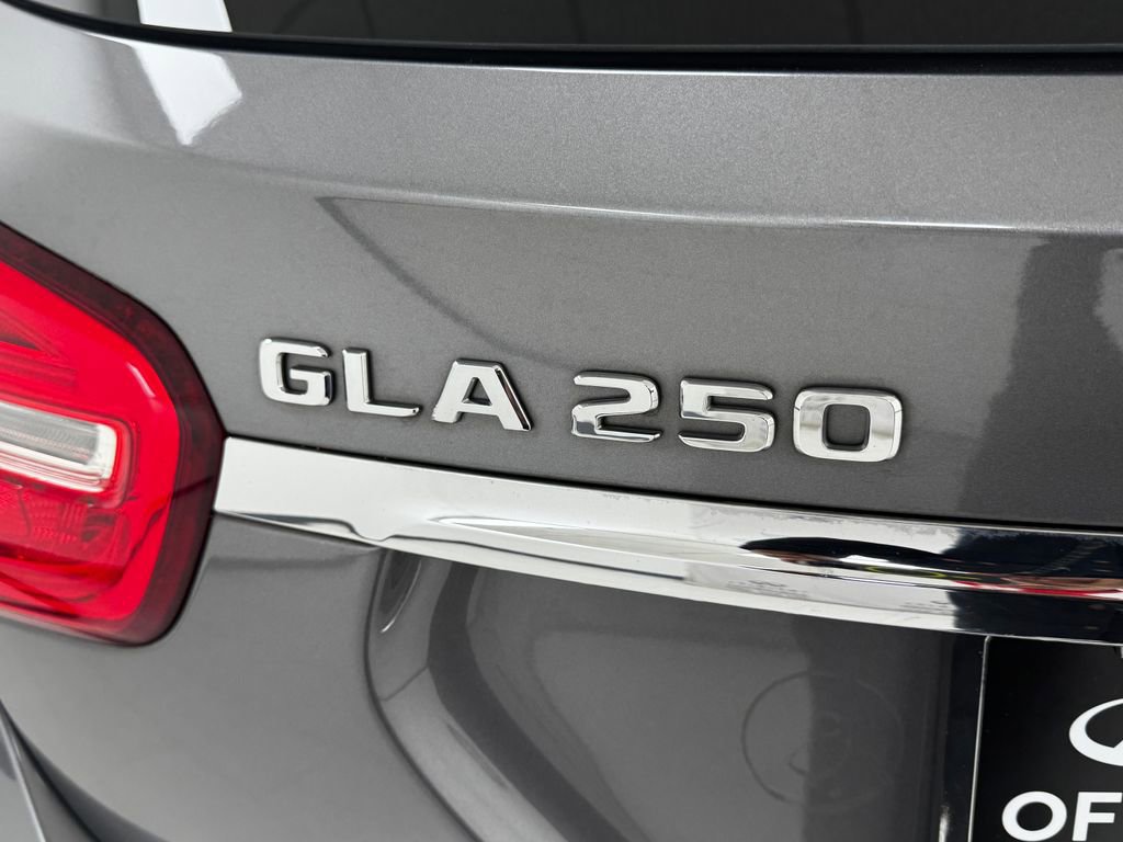 Used 2017 Mercedes-Benz GLA 250 4MATIC image 42