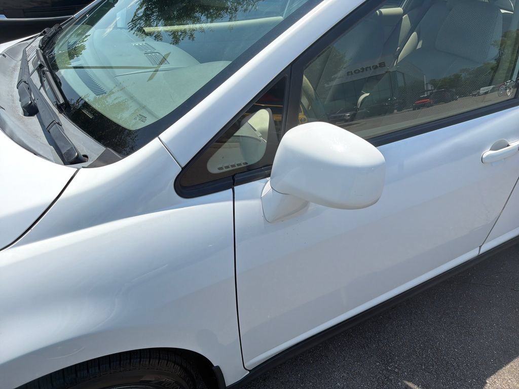 Used 2007 Nissan Versa Hatchback w/ Convenience Pkg FWD image 43