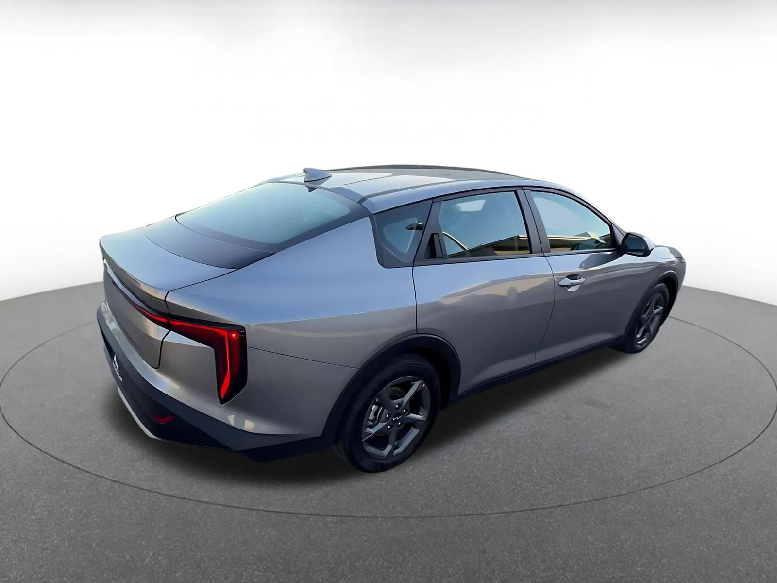 Used 2025 Kia K4 FWD image 14