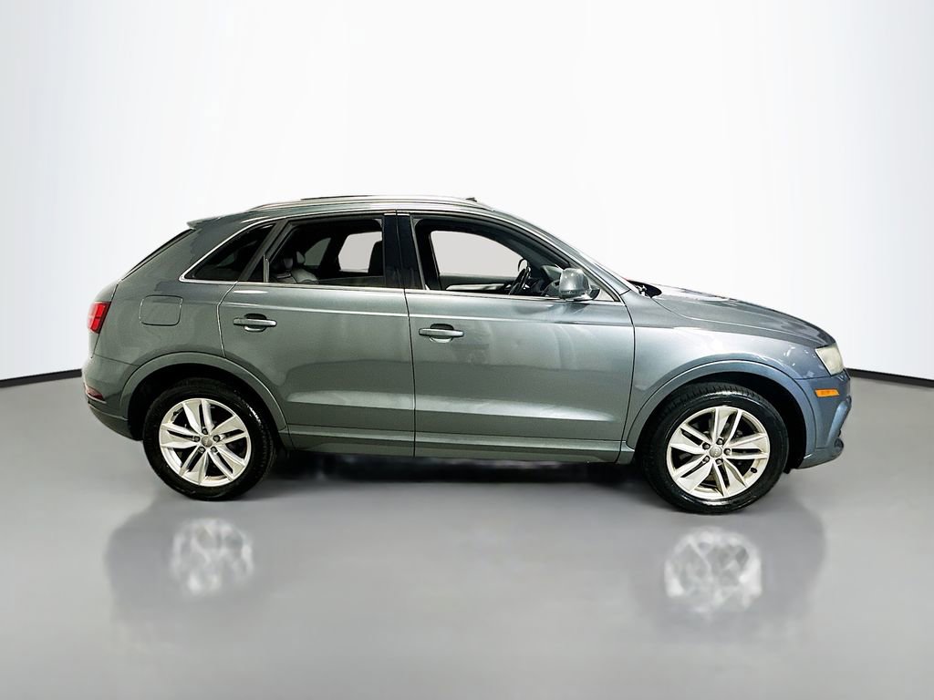 Used 2017 Audi Q3 2.0T Premium Plus w/ Premium Plus Package AWD/4WD image 9